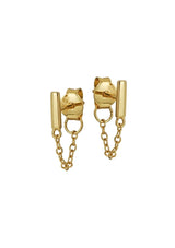 Dainty 18k gold plated bar stud earrings with a chain.