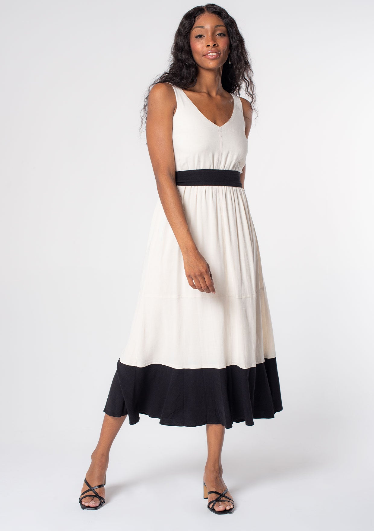 Black With Magenta Colour Blocked Women Maxi Dress
