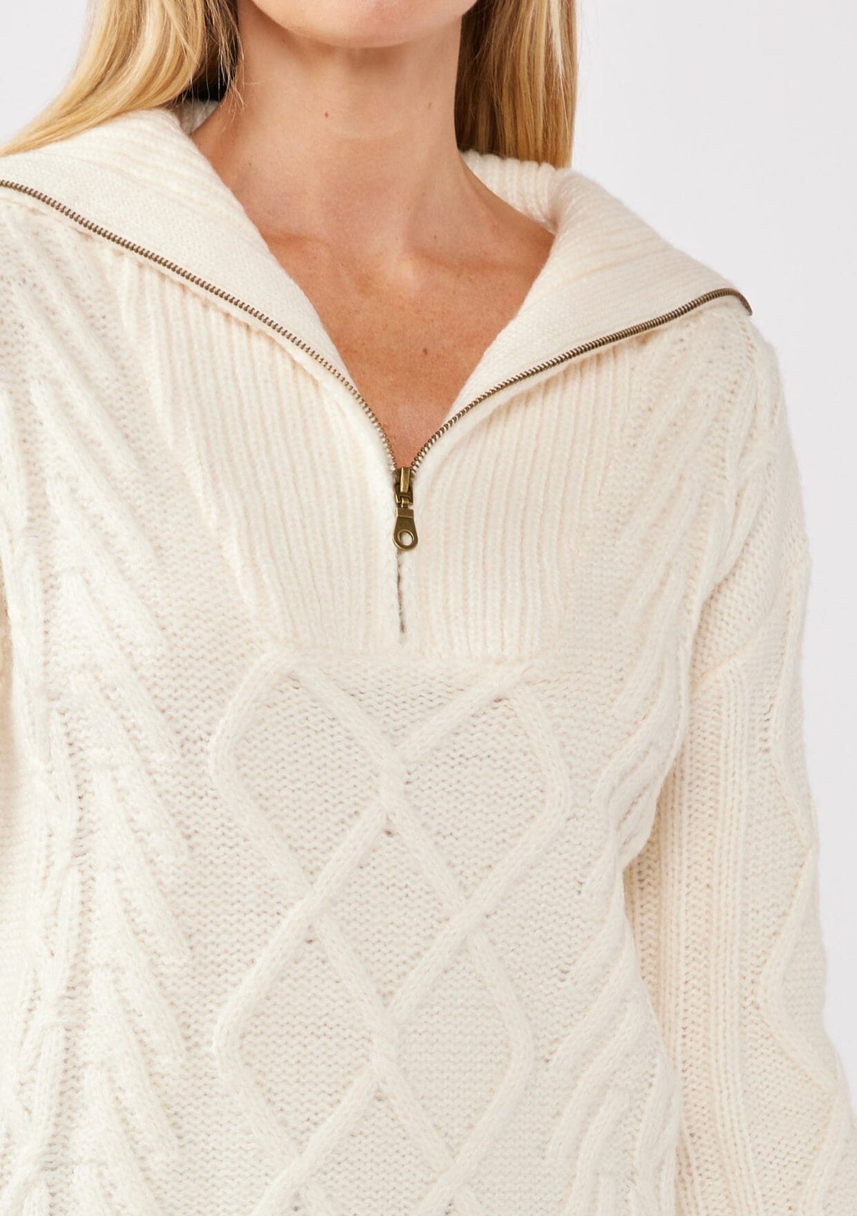 新品CLANESTRIPE CABLE HALF SLEEVE CARDIGAN aHR0cHM6Ly9qb2huaGVucmljLmNlbn