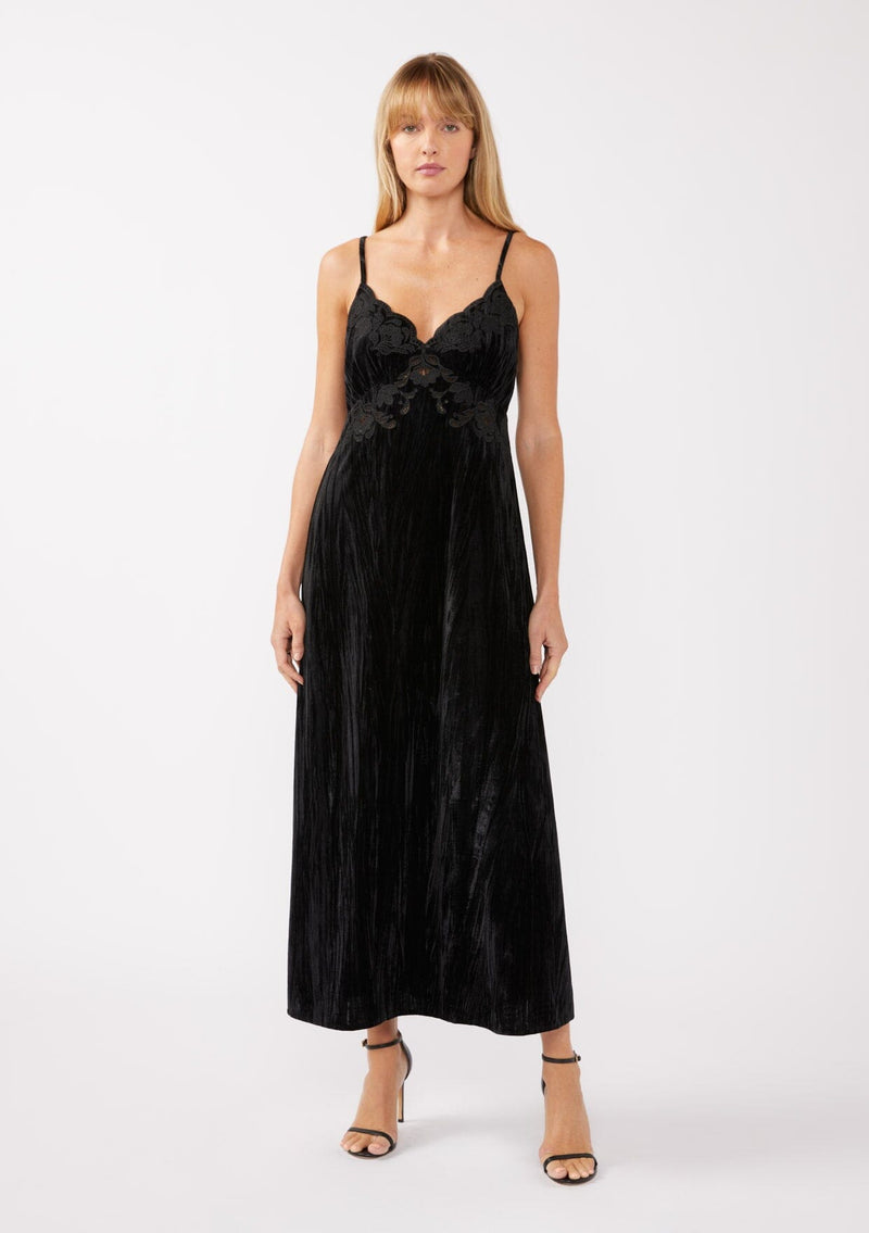 Find Me Velvet Maxi Dress Black / M Find Me Velvet Maxi Dress Black / M