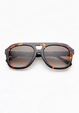 [Color: Tortoise] Sunglasses with a tortoise frame from FREYRS.