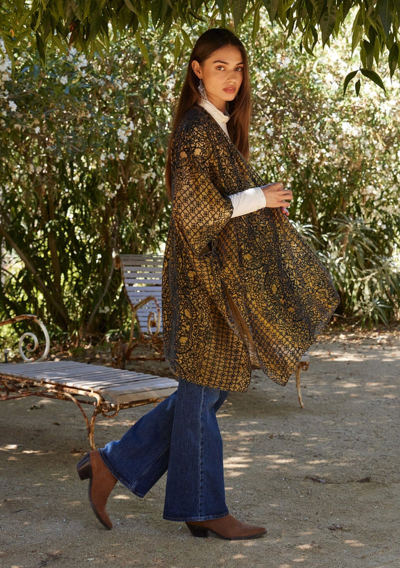 Susan Graver Womens Plus 1X Brown Black Floral Long Sleeve Tunic Top Susan Graver Womens Plus 1X Brown Black Floral Long Sleeve Tunic Top