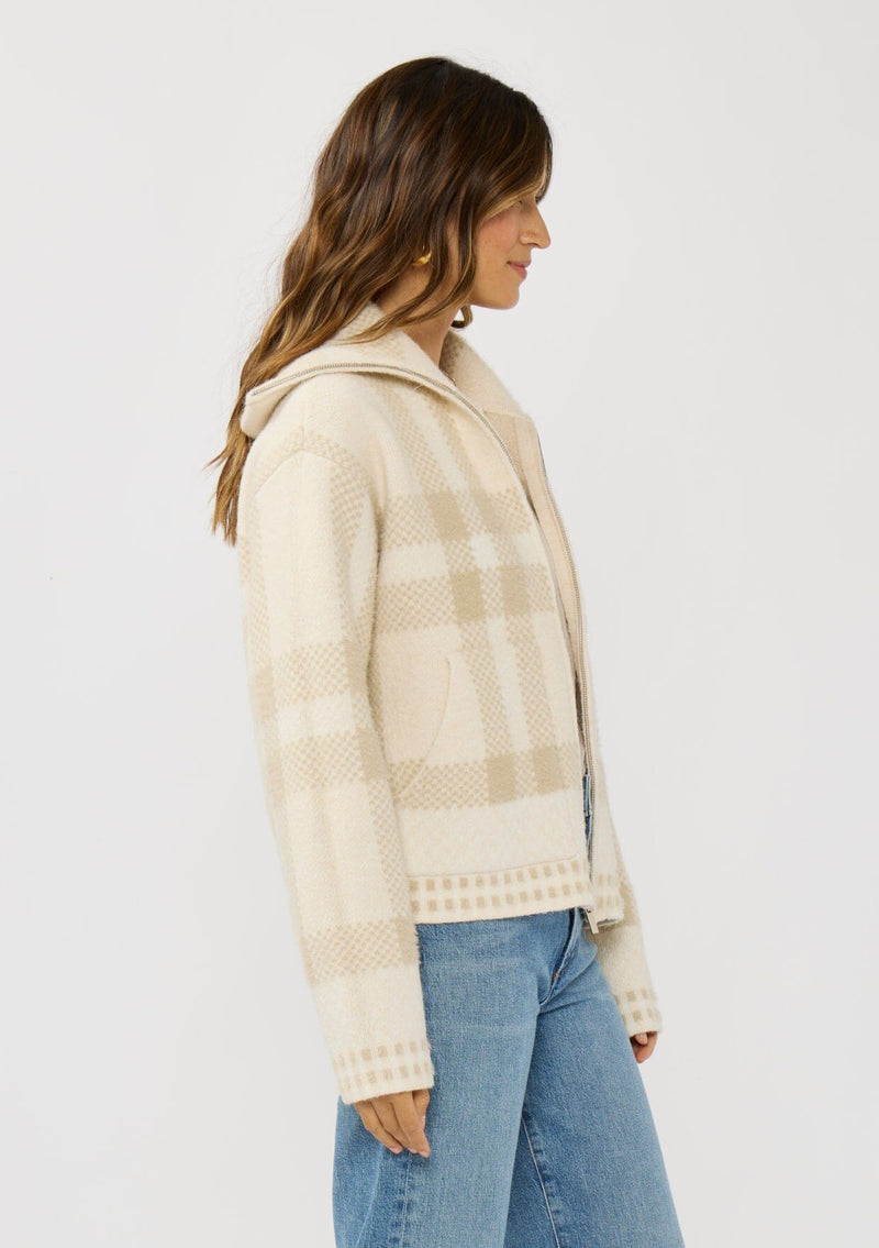 Cozy Zip-Up Plaid Jacket | LOVESTITCH