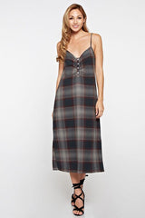 [Color: Dark Grey] Throw it back to the nineties with our effortlessly chic and easy plaid midi dress. Made from one hundred percent cotton, this tank top dress features a flattering v neckline with front button detail and breezy side slits for movement. Styled here with black heels.