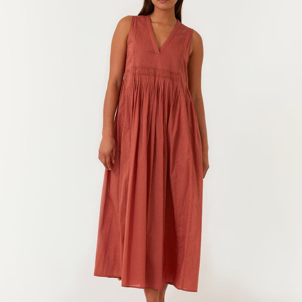 sienna boho chic summer dress Maxi Tent Grey / M flowing georgette maxi dress Formal & Bridesmaid Dresses Color:Cold Ivory wearing a size S.Style