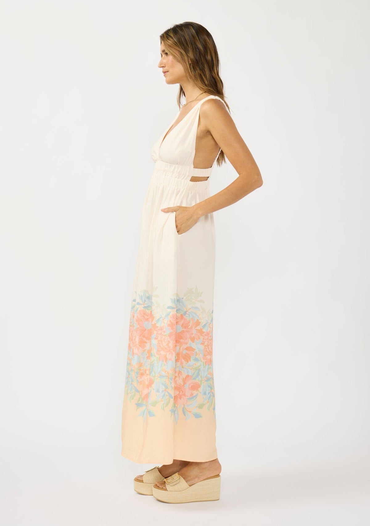 LOVESTITCH | Trending Bohemian Maxi Dresses - floral - floral LOVESTITCH | Trending Bohemian Maxi Dresses - floral - floral