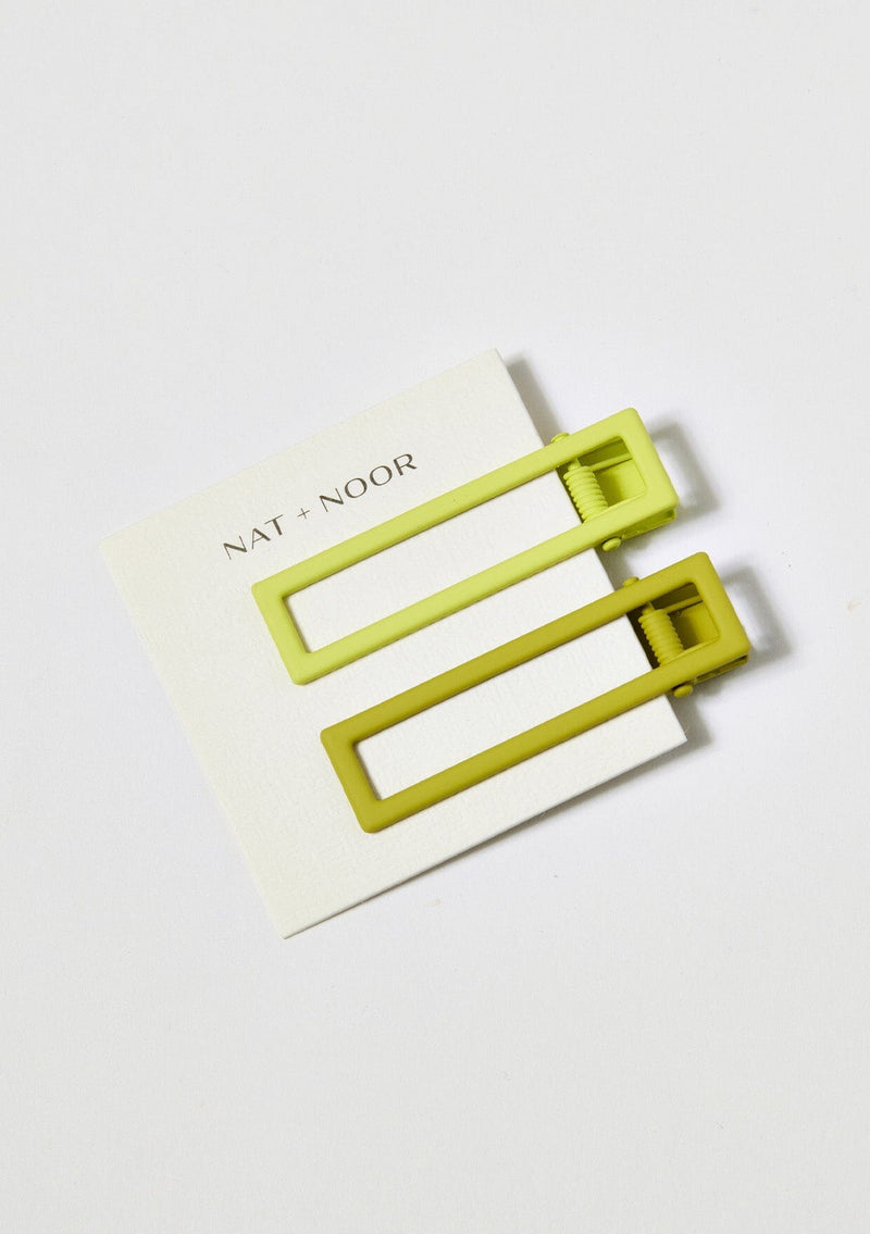 [Color: Pistachio] A pistachio green alligator hair clip. Comes in a set of two.
