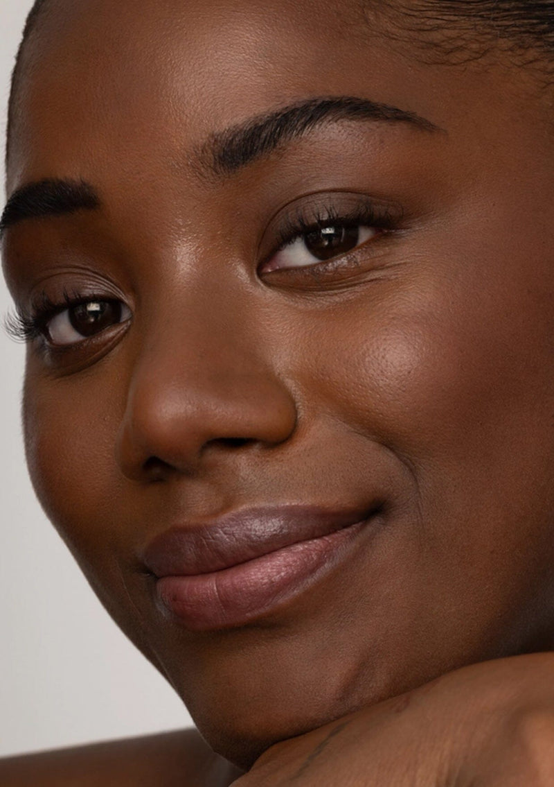 [Color: Donna] A buildable lip tint made from 100% natural ingredients. An eco-friendly beauty product handmade from Poppy & Pout. 