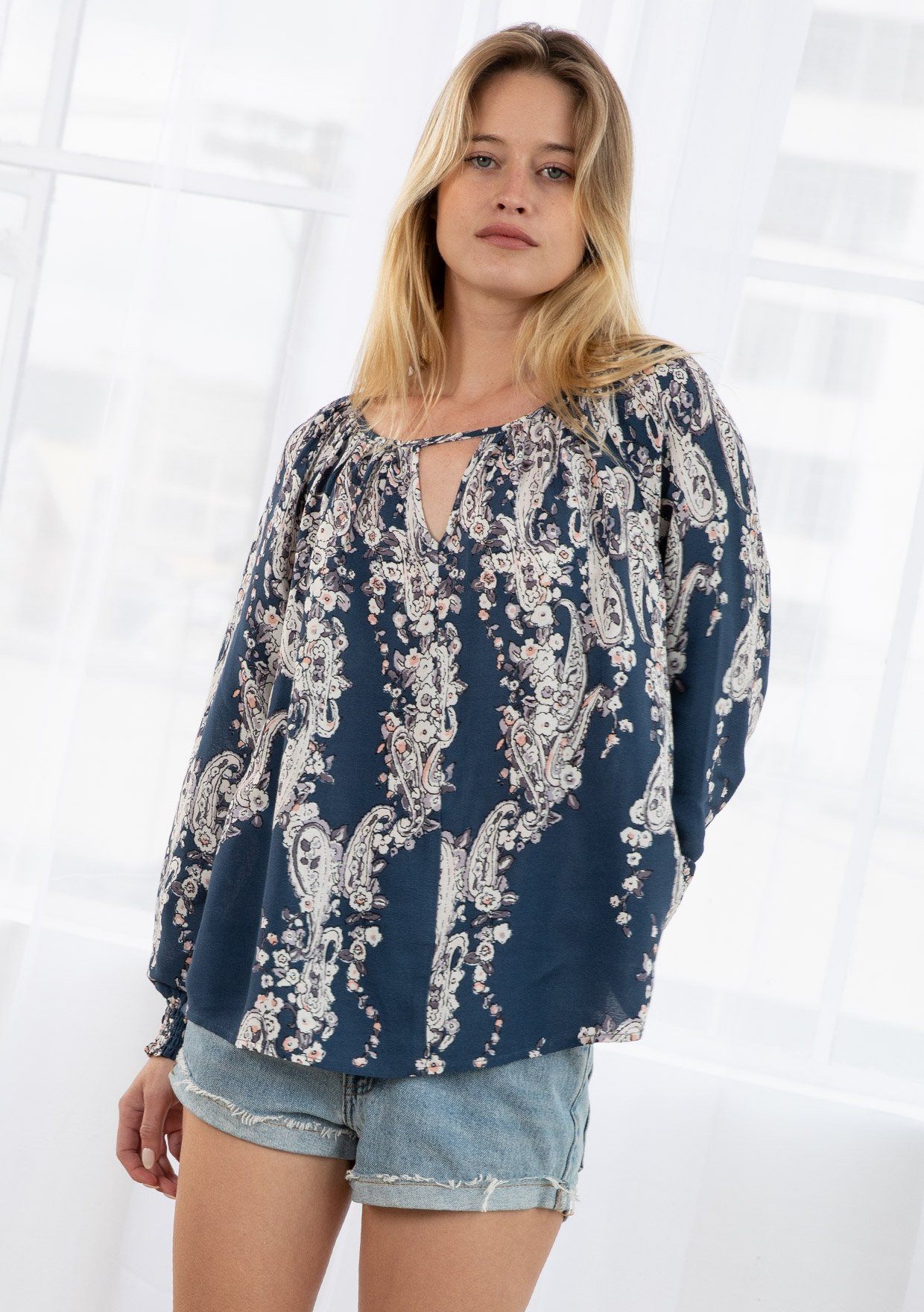 Bohemian Vintage Floral Peasant Top | LOVESTITCH