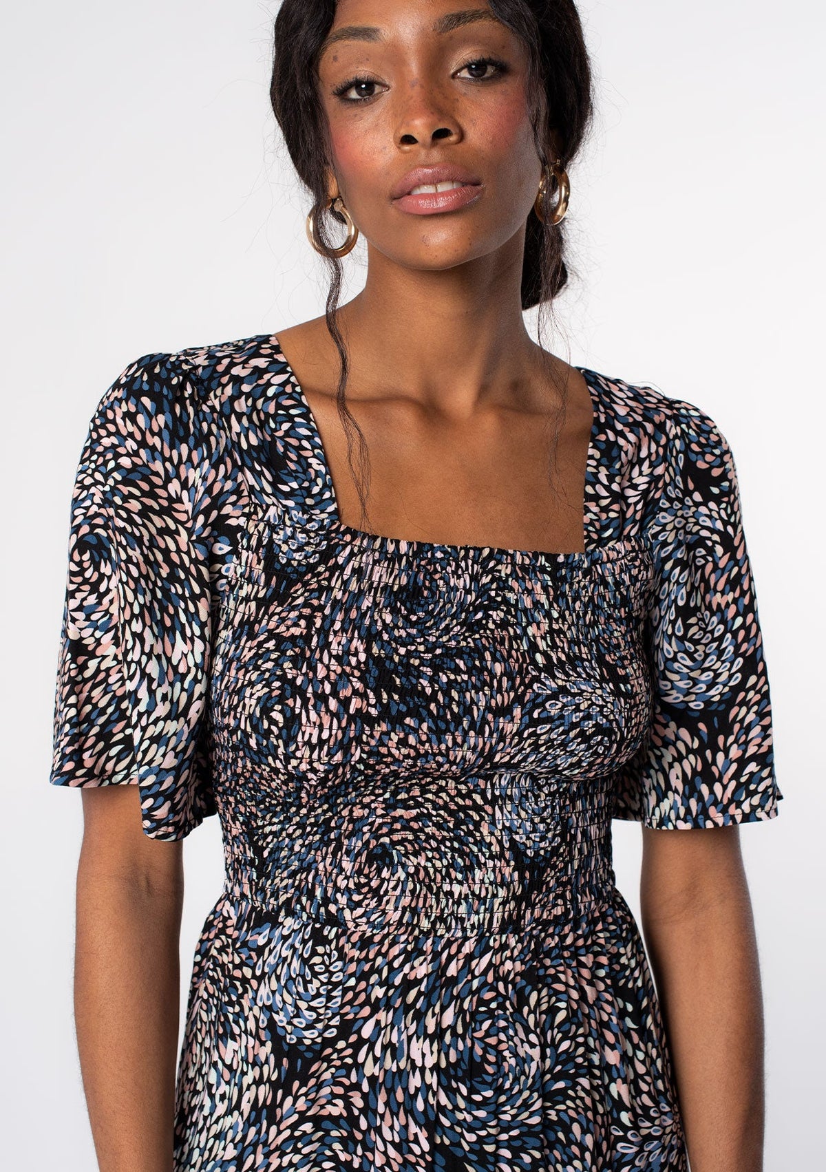 I-72304W-RIH-BB-Spring-smocked