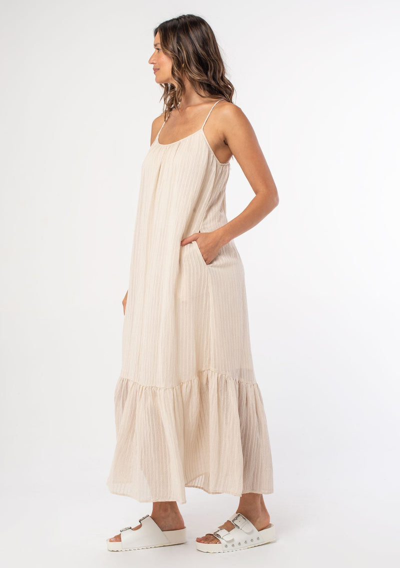 Flowy Strappy Beach Maxi Dress With Side Pockets | LOVESTITCH Flowy Strappy Beach Maxi Dress With Side Pockets | LOVESTITCH