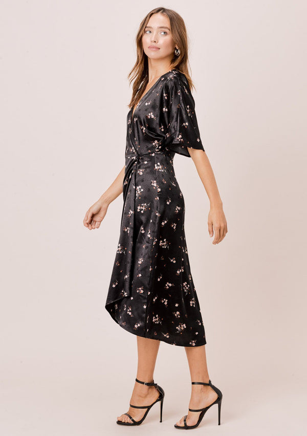[Color: Black/Lavender] Lovestitch floral printed, short sleeve midi dress with pleated side detail.