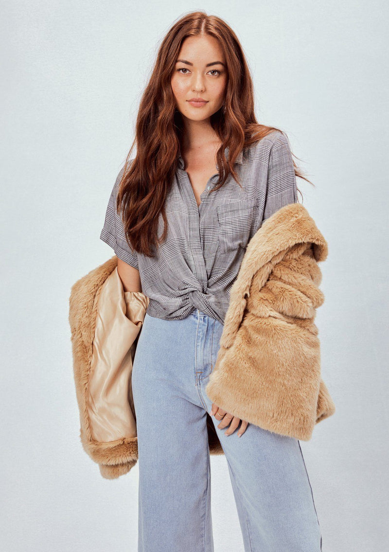 [Color: Ivory/Black]