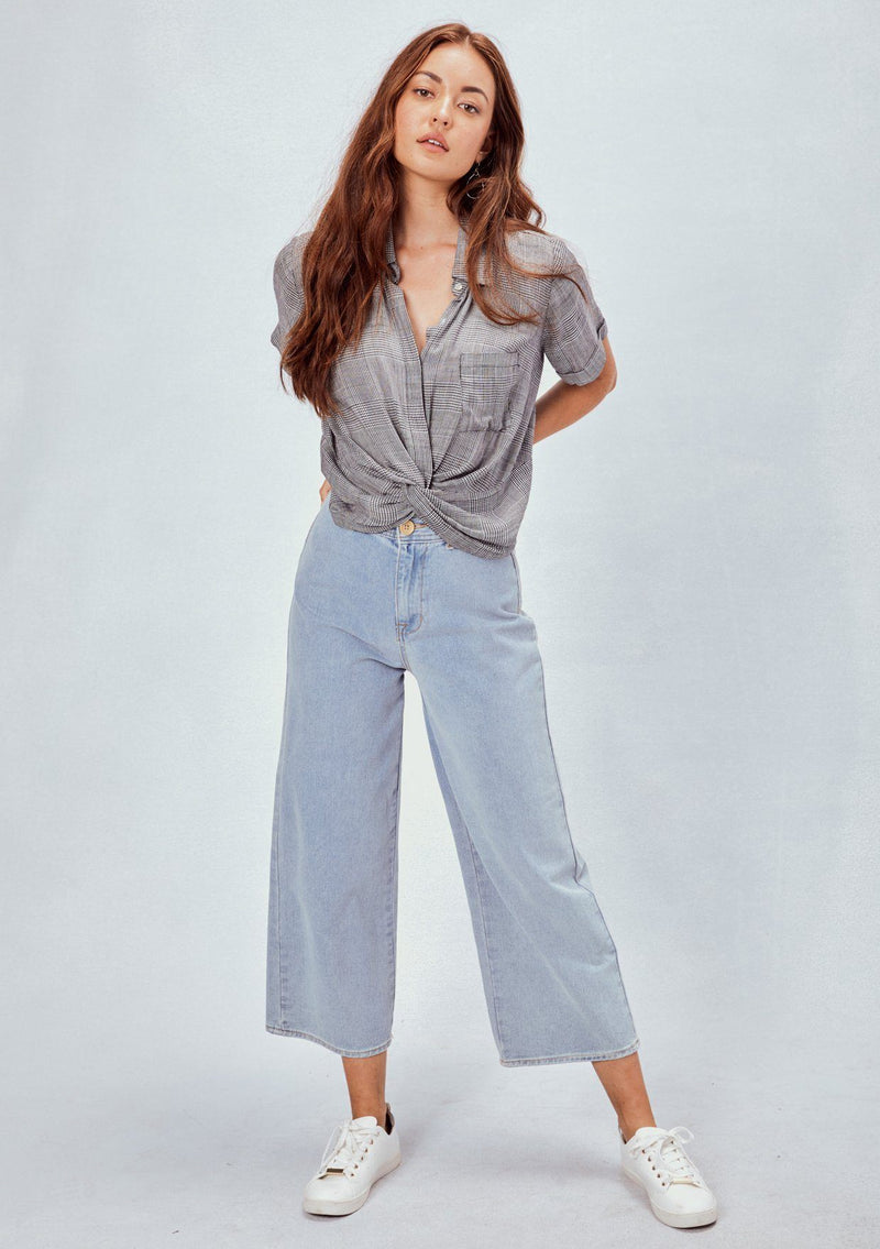 [Color: Ivory/Black]