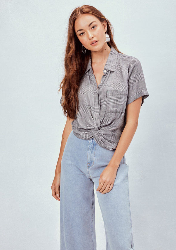 [Color: Ivory/Black]