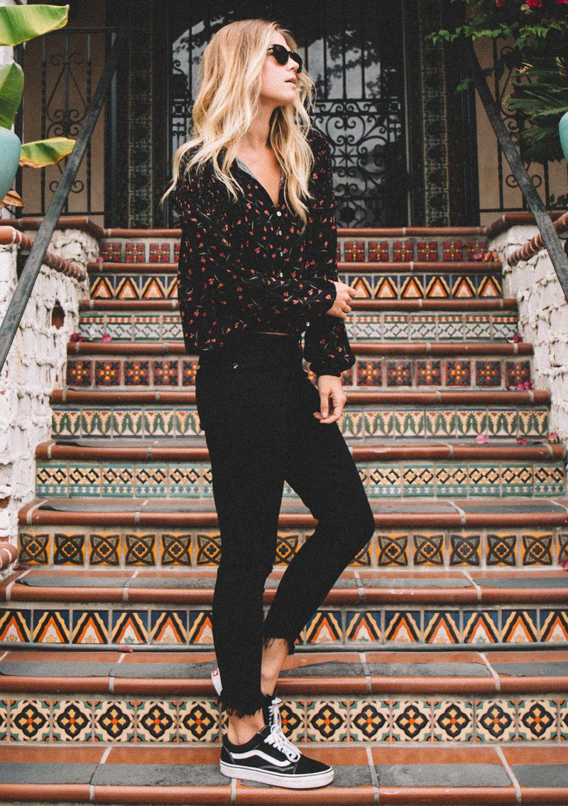 [Color: Brick/Black]