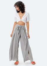 [Color: Taupe/White]