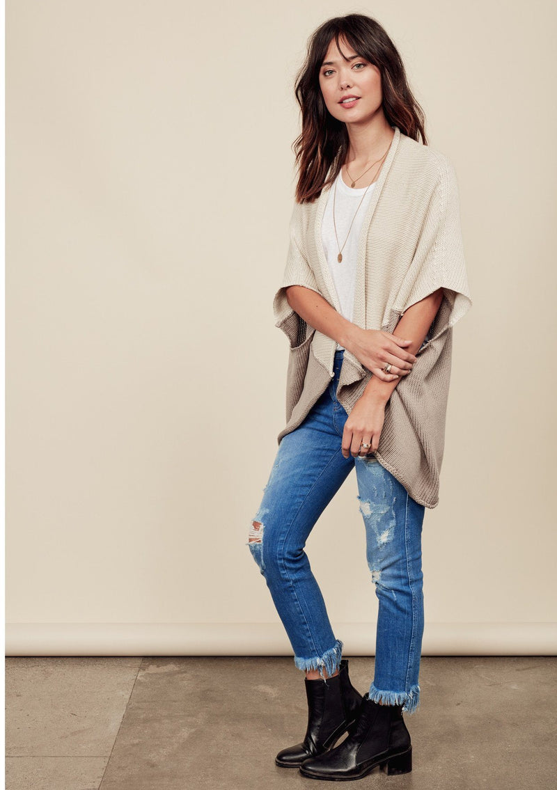 [Color: Vanilla/Taupe]